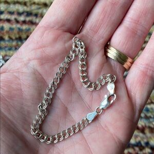 Elegant Silver Chain Bracelet